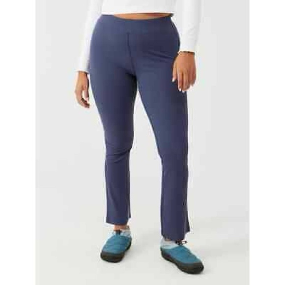 Outdoor Voices SuperForm™ Rib Kick Flare Dark Sky Legging